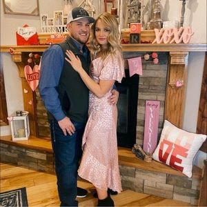 Meet your Posher, Cassandra